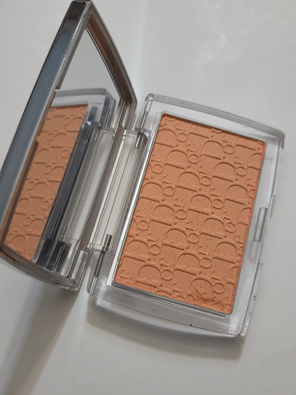 Dior Rosy Glow Blush In Coral 004**